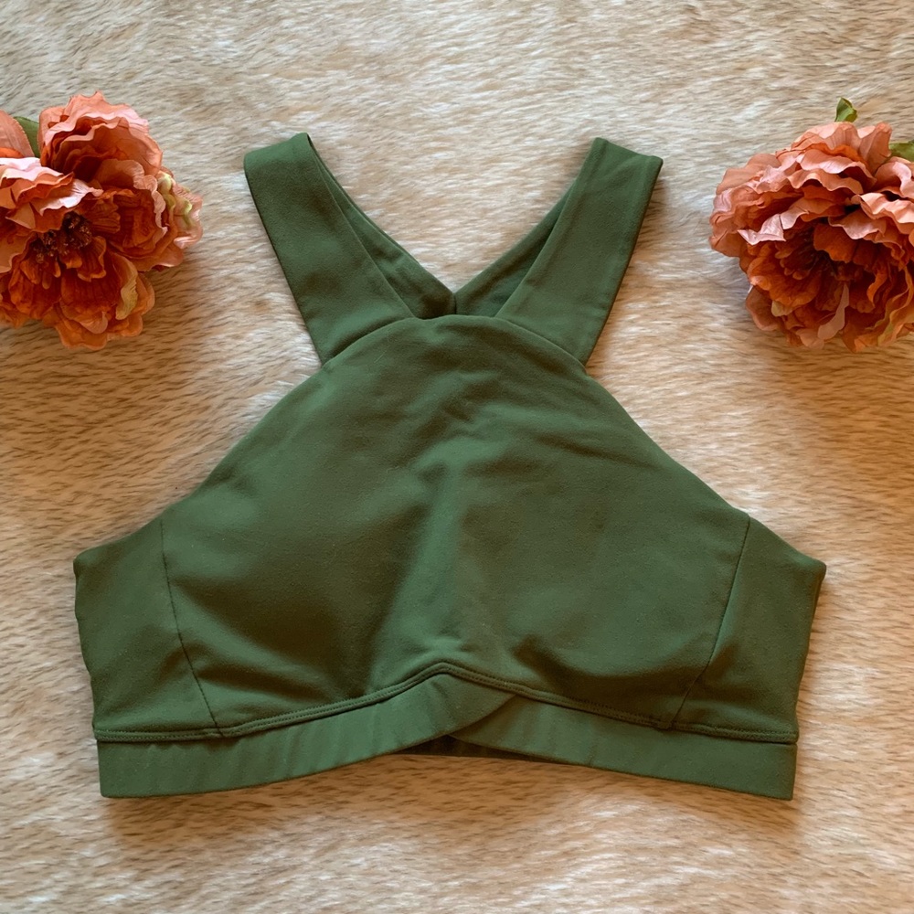 BRAND NEW: Fabletics Demi Lovato Sports Bra